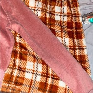 pink comfy cropped hoodie never worn